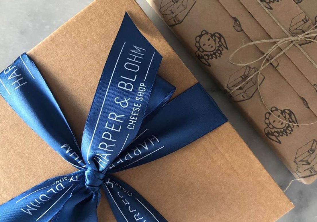 Deliveries and CLICK & COLLECT in time for the Easter weekend